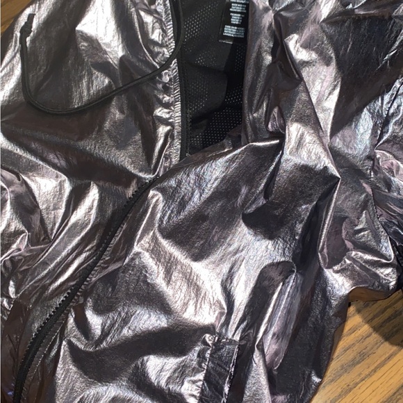 Rain jacket - Picture 2 of 2